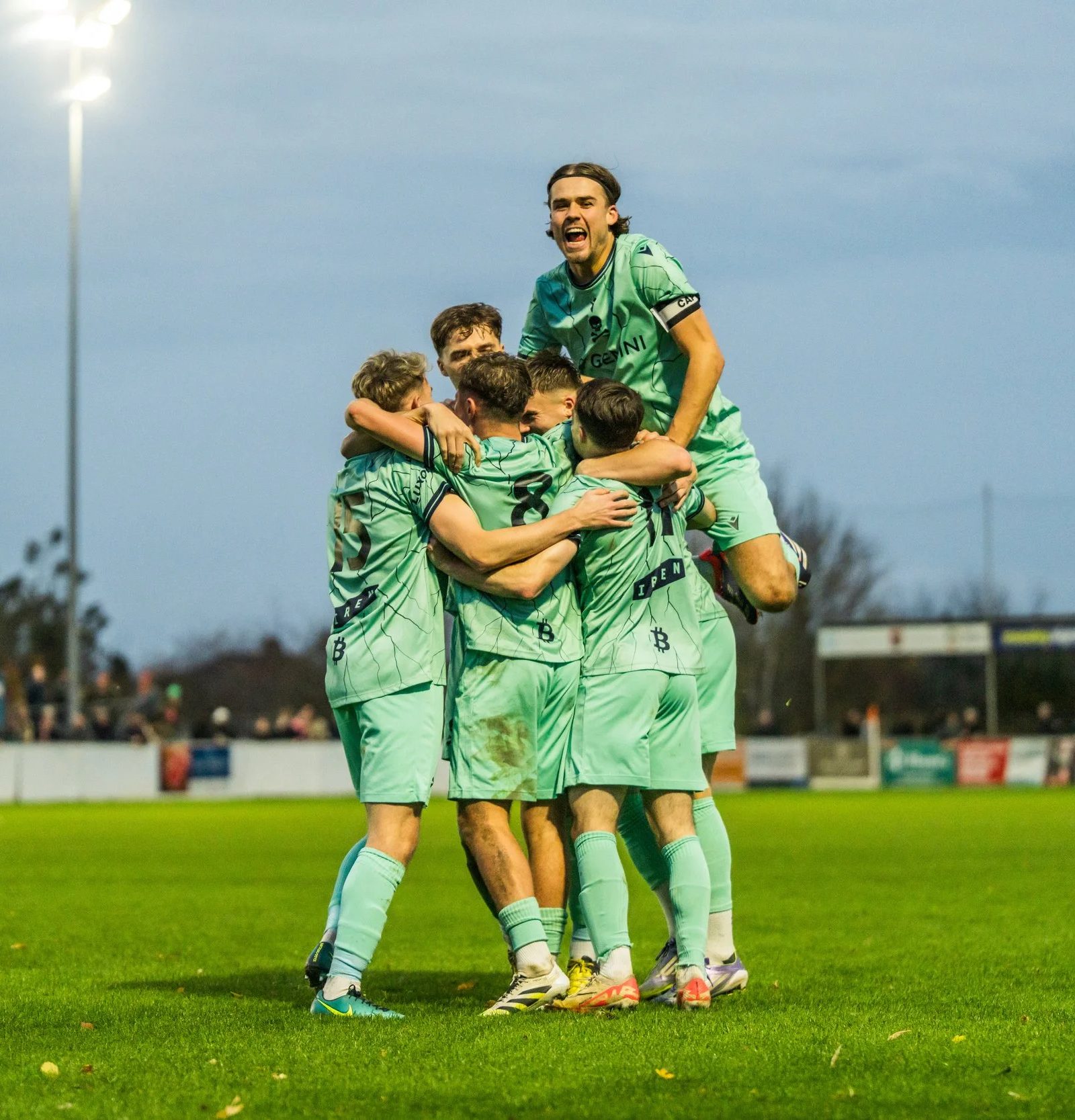 PIRATES MAINTAIN PLAY-OFF Position WITH STRATFORD WIN