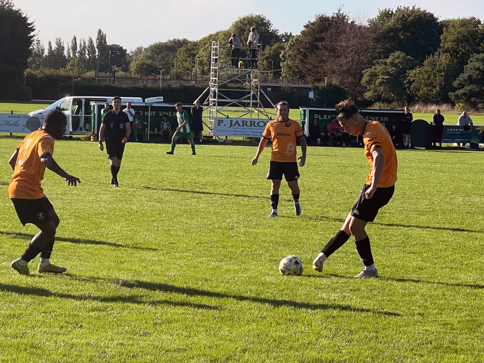 Bedford’s 6TH Straight League Win Takes Them Back To THe Top of THe Table