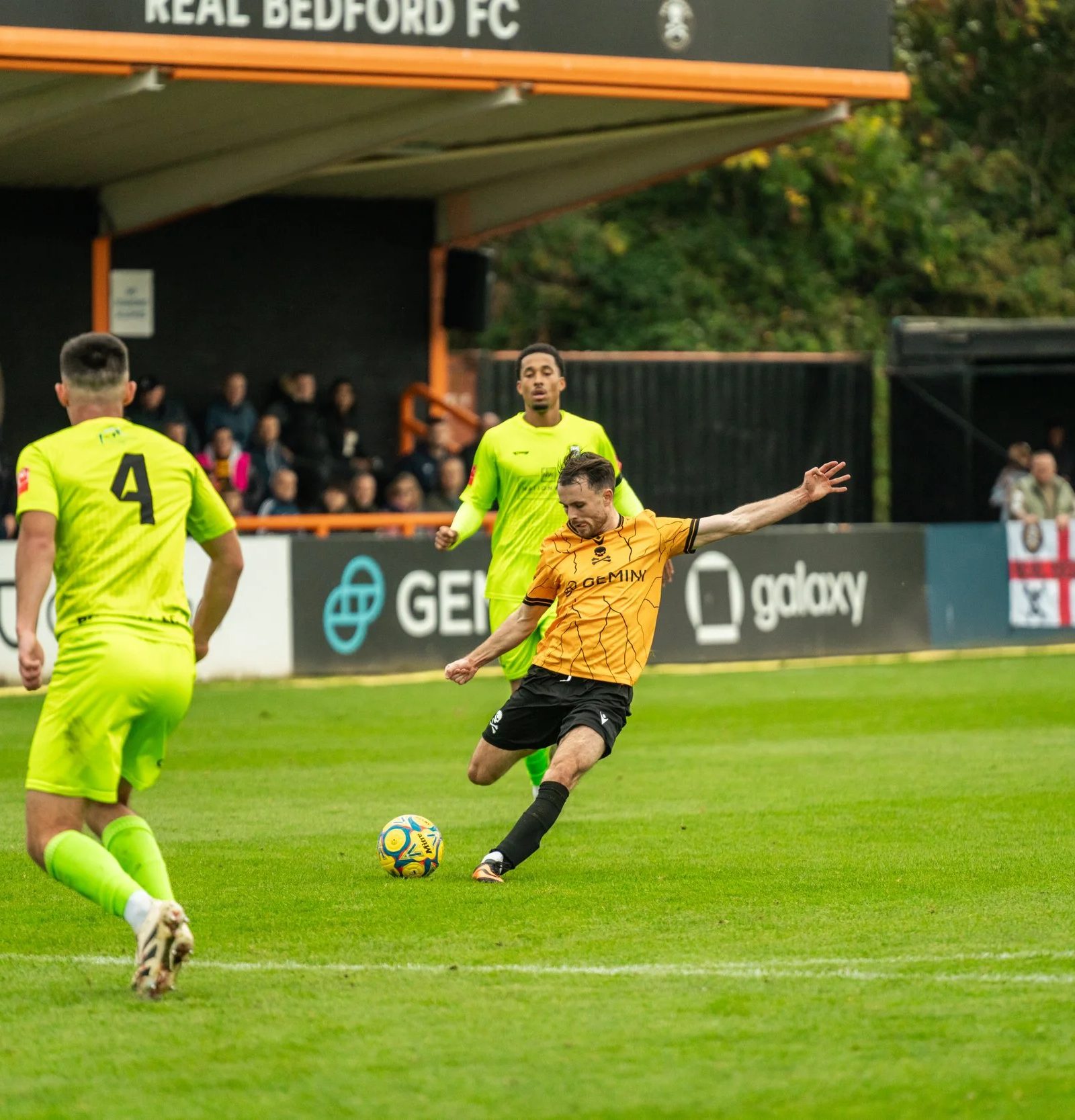 Late Barwell Goals Hold the Pirates to Home Draw