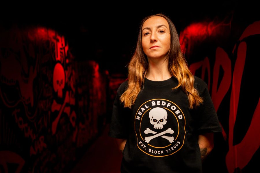 Tricia Gould Signs for The Pirates