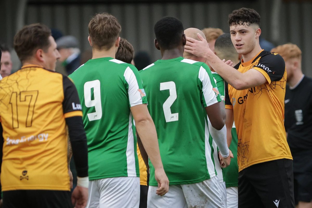  Joey Evans (Right) remains the only player to have scored in every meeting between Irish and The Pirates. 